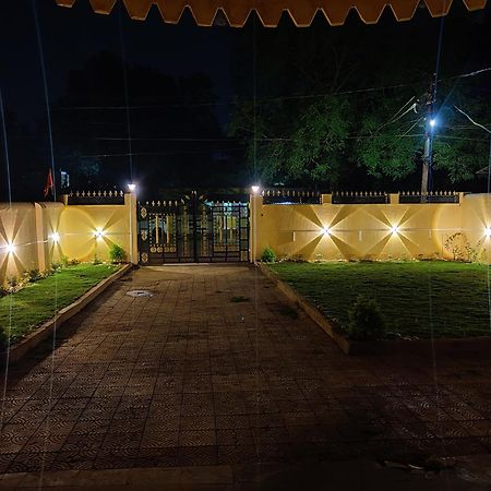 Sangeeta'S Homestay Jagdalpur Exterior photo